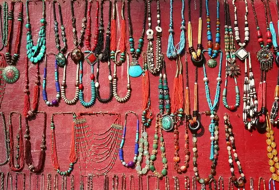 Shopping: Stone Jewelry & Handicrafts/Things to do in Dharamshala