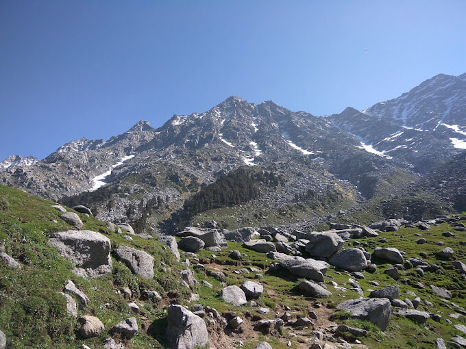 The lahesh cave Trek, One of the top Activity to do in Dharamshala