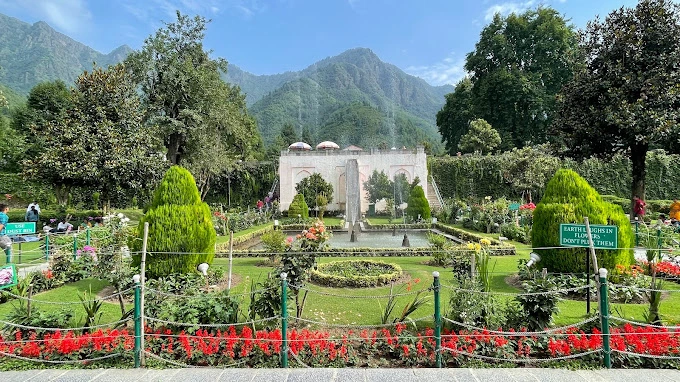 Chashmashahi,Best Places to Visit in Kashmir