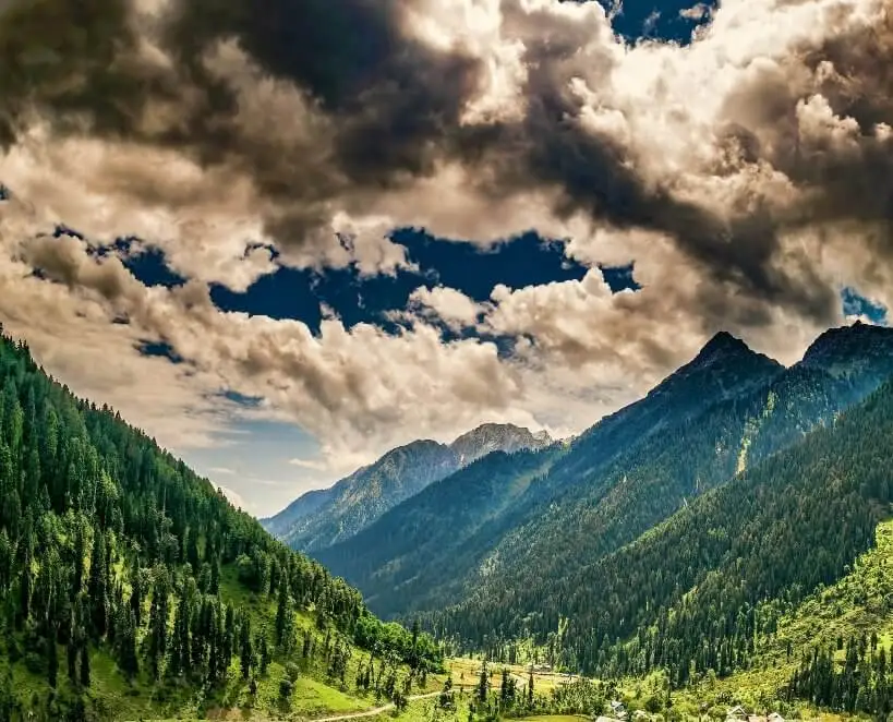 Aru valley,Best Places to Visit in Kashmir