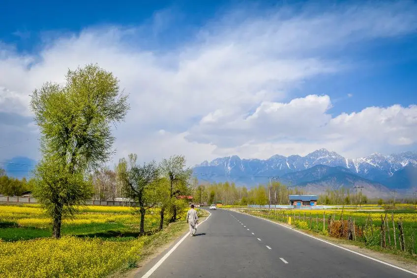 Kashmir Highway,How to reach Kashmir