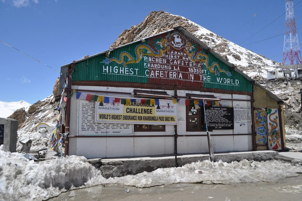 World's Highest Cafeteria at Khardungla Pass! Things to do in Leh