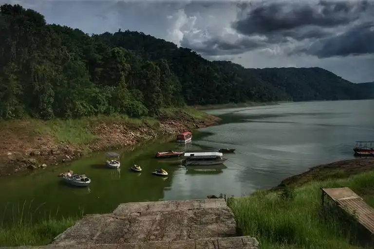 Water Sports At Umiam Lake, Top things to do in Meghalaya
