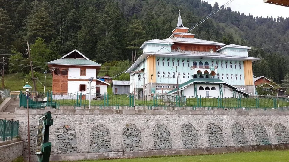 Baba Reshi Shrine places to visit in Gulmarg in October