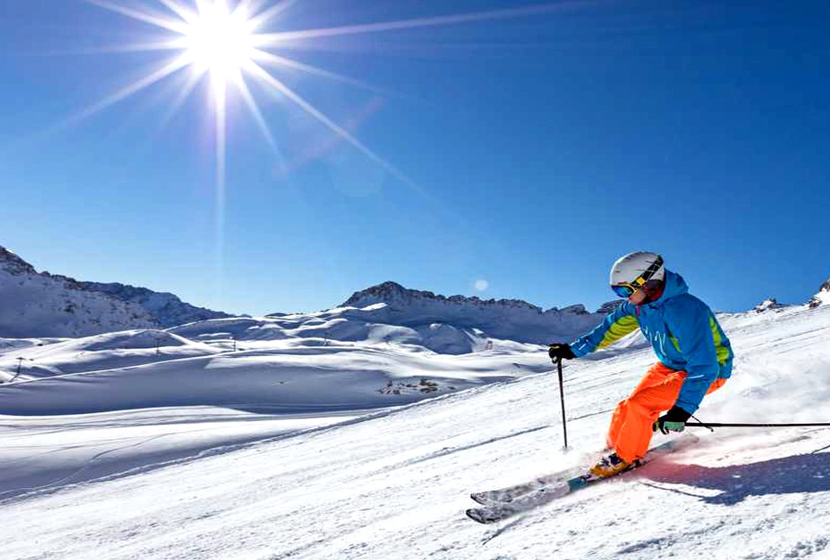 Skiing Things To Do In Uttarakhand