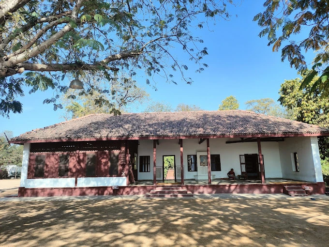 Best places to visit in Gujarat is the Sabarmati Ashram