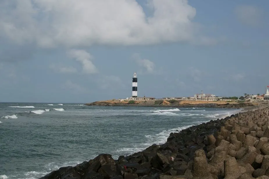 Explore the Dwarka Lighthouse