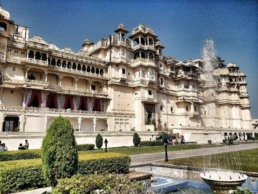 Top Things to do in Rajasthan is Explore the City Palace in Udaipur