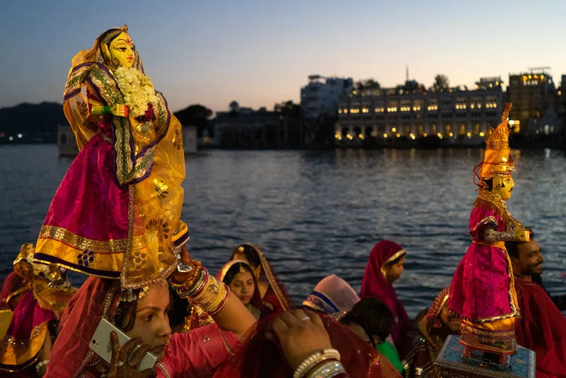 Attend the Gangaur Festival in Udaipur