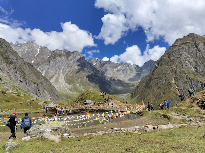 A Guide to Yulla Kanda Trek: World's Highest Shri Krishna Temple