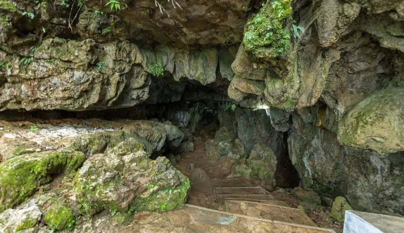 Mawsmai Cave