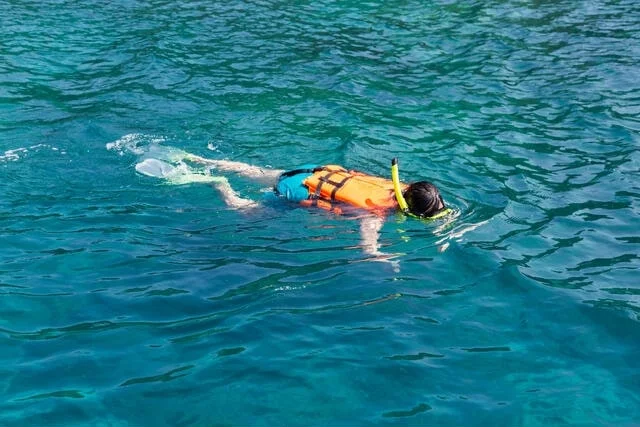 Snorkeling in Varkala