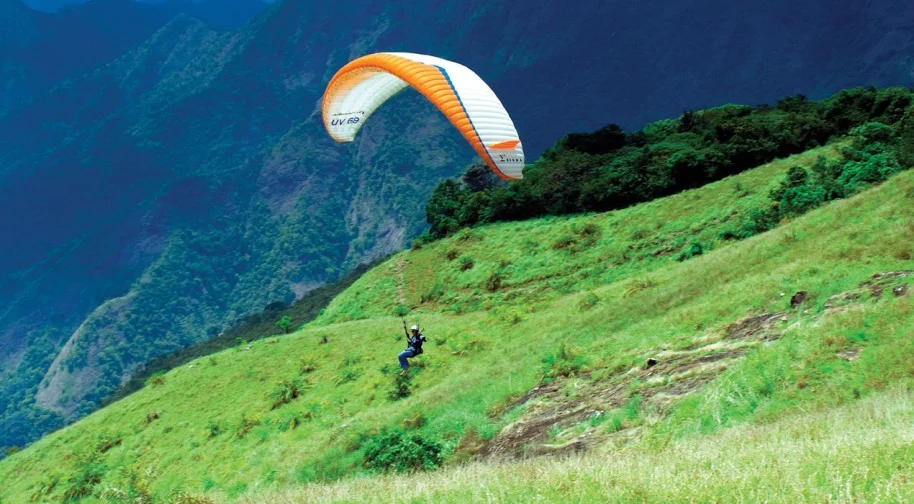 Paragliding in Vagamon