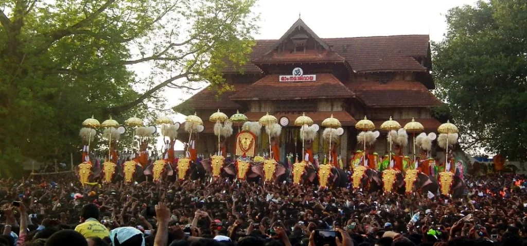 Enjoy the Thrissur Pooram Festival