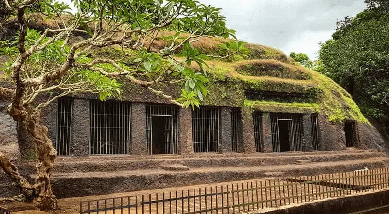 Arvalem Caves in Goa