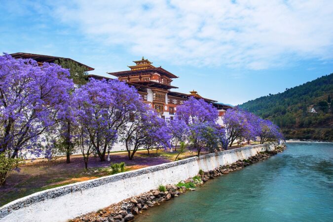 Incredible Bhutan Tour with Phobjikh