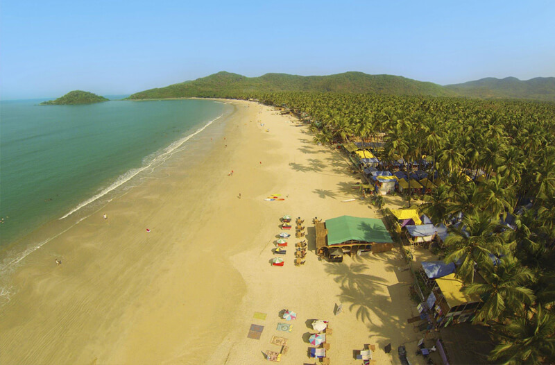 With our exciting Goa tour packages, you can experience Goa's sun-kissed beaches and amazing nightlife.