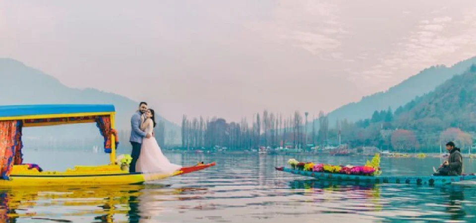 Best Of Kashmir Honeymoon Tour Package