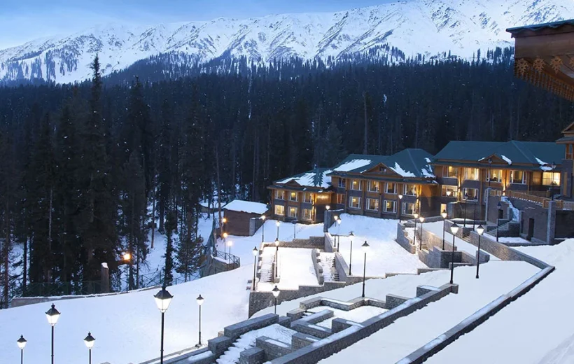 Kashmir Luxury Honeymoon Tour Package 6N/7D