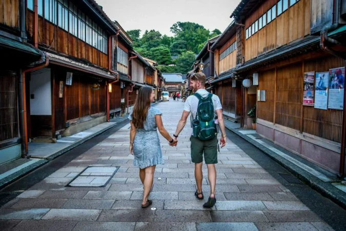 Osaka Tokyo Hakone Honeymoon Package for